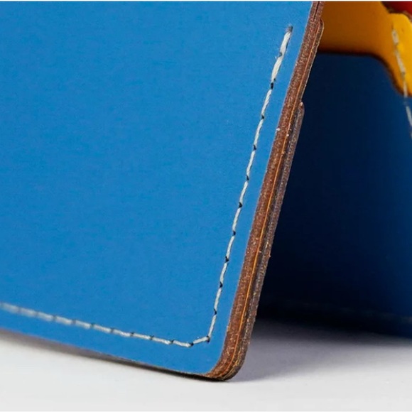 MoMA Primary Colors Recycled Leather Card Holder Wallet (2000) - Picture 10 of 10